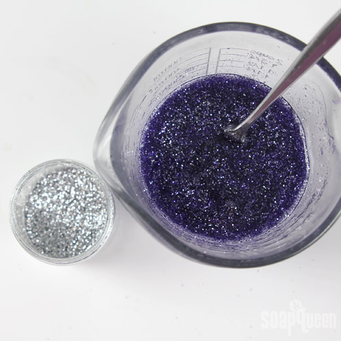 Violet Glitter Gradient Soap Tutorial - Soap Queen